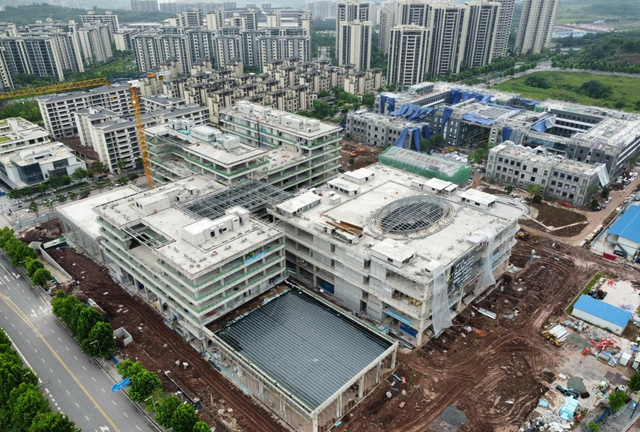 DIC行業資訊丨京東方重慶創新中心大樓主體已完成；印度華星TV Open Cell首片點亮；雙星新材供貨三星訂單持續穩定